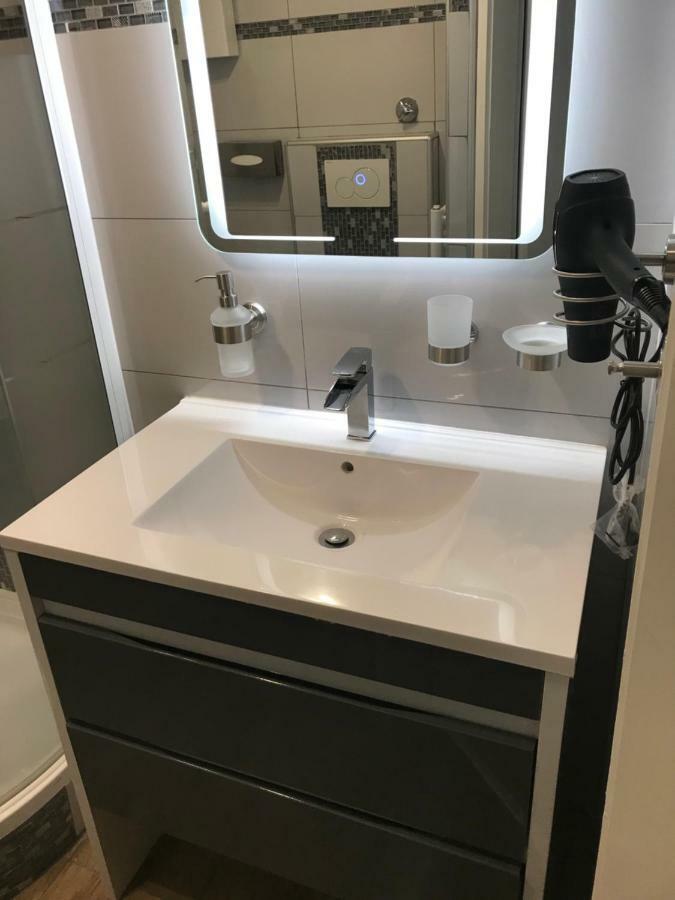 Apartment Maximilians Düsseldorf Dış mekan fotoğraf